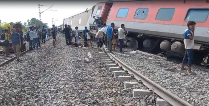 UP Train Services Resume At Gonda Accident Site