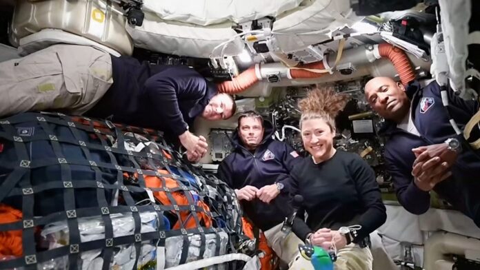 Artemis II crew enters 40-minute blackout behind the Moon's far side