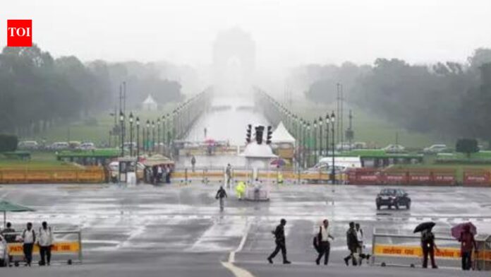 Delhi records 38.5°C, below seasonal average; IMD predicts rain, gusty winds on Monday | Delhi News