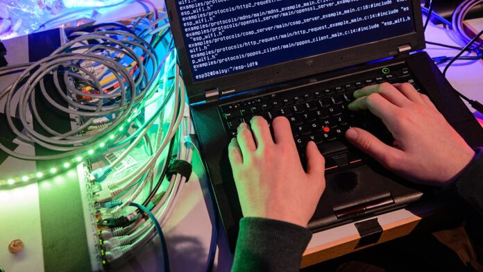 FBI warns cybercriminals posing as IT support are targeting law firms