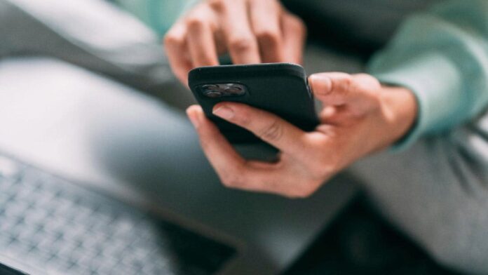 FCC proposal could require government ID to get phone service in the US