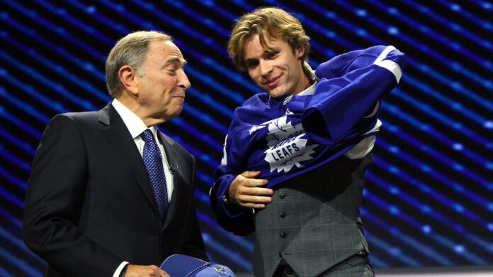 Gavin McKenna goes first overall to Toronto Maple Leafs in 2026 NHL Draft
