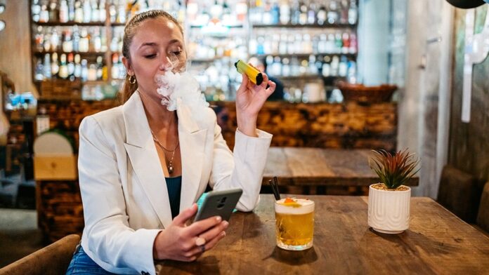 Switching from cigarettes to vapes linked to higher eye disease risk