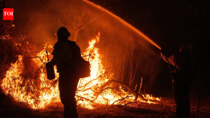 Thousands ordered to evacuate as Southern California wildfire threatens homes