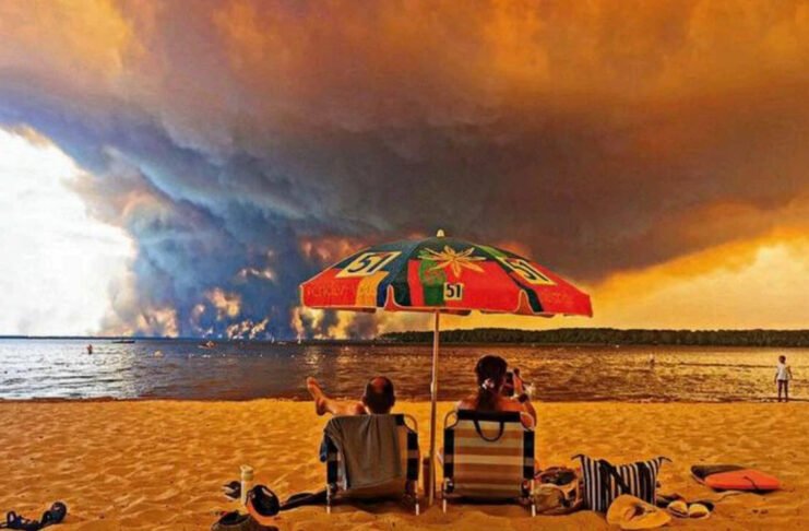 French Wildfire: French wildfire created a monster cloud, unleashing lightning that ignited more fires