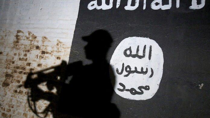 ISIS quietly rebuilding ahead of U.S. Iraq withdrawal, expert warns