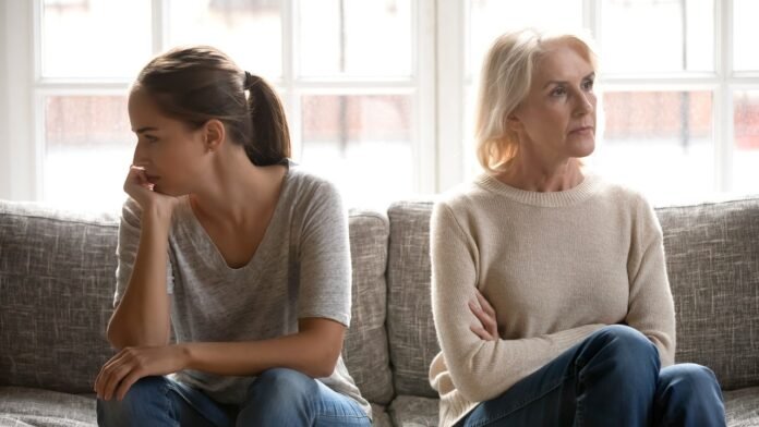 Psychologist reveals 5 key drivers of family estrangement in the US