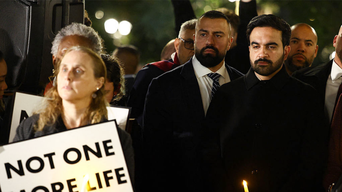 Anti-Israel protesters accuse Mamdani of 'genocide' outside Oct 7 vigil