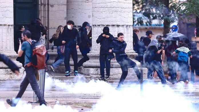 France student protests leave teen without hand after police clash