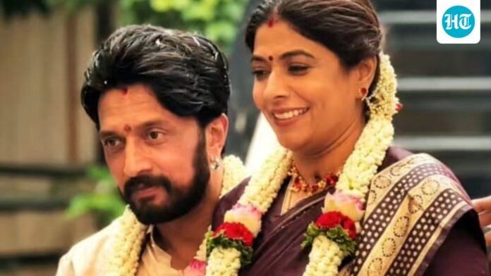 Kichcha Sudeep gets playful as he exchanges garlands with wife Priya on their 25th anniversary; honours his mother at ceremony