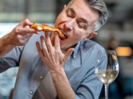 Man says 15 pounds ‘just got wiped out’ after making 2 simple changes to his diet Man says 15 pounds 'just got wiped out' after making 2 simple changes to his diet