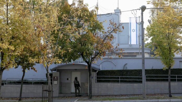 Serbian Gendarmerie officer kills ISIS-linked attacker in Belgrade