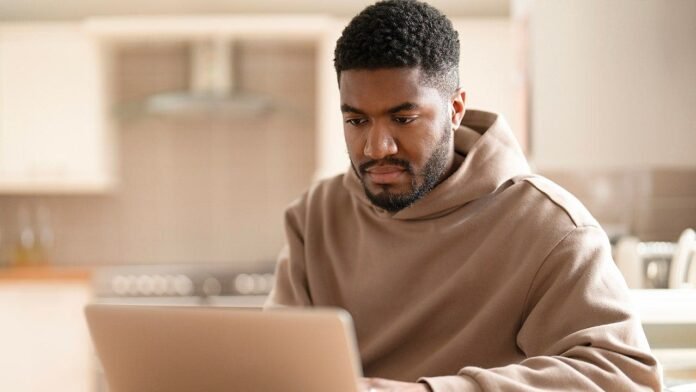 x47.c malware uses Grok to steal passwords and maintain PC access
